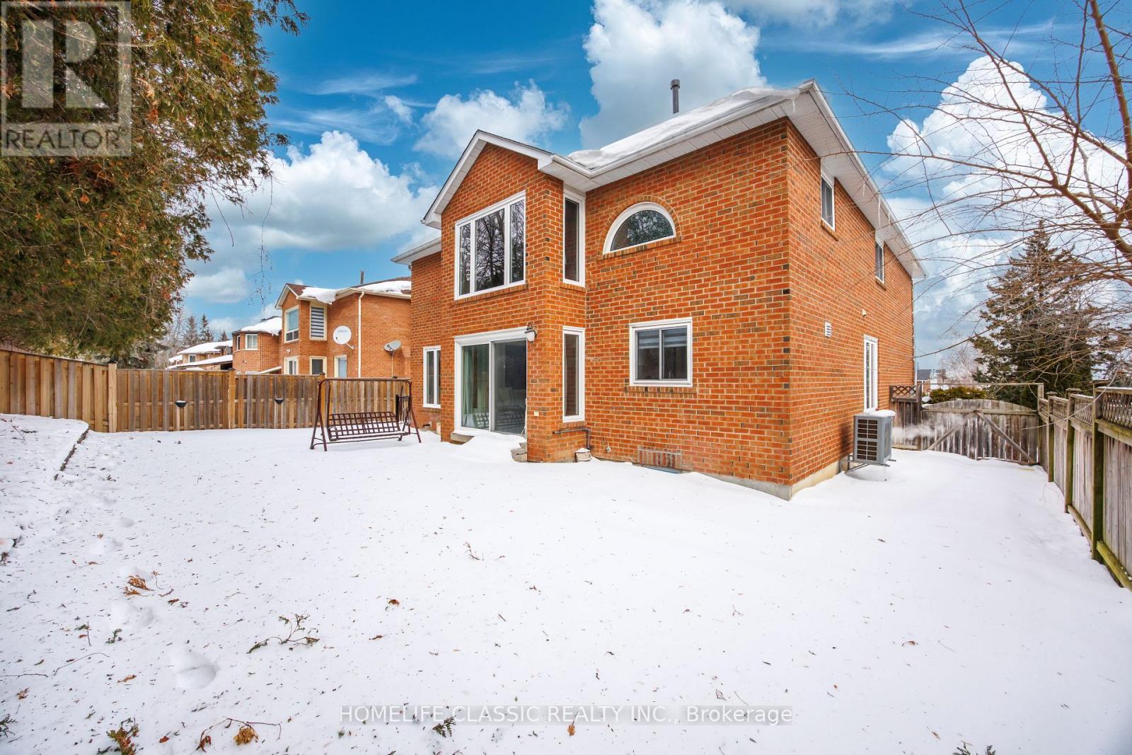 521 Sundown Crescent, Pickering, ON - Outdoor