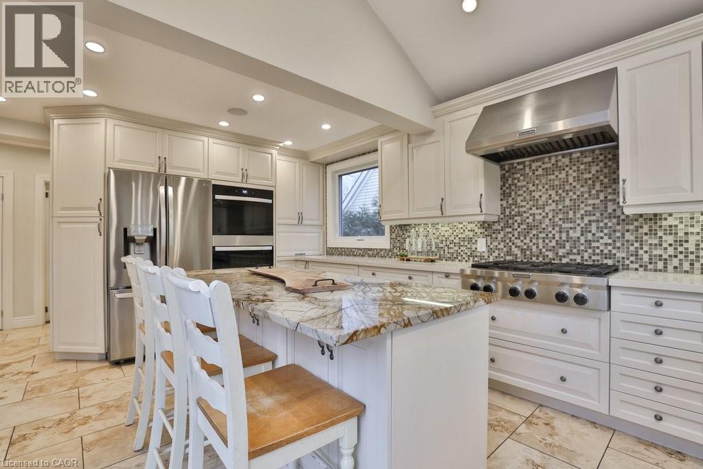 282 Pine Cove Road, Burlington, ON - Indoor Photo Showing Kitchen With Upgraded Kitchen