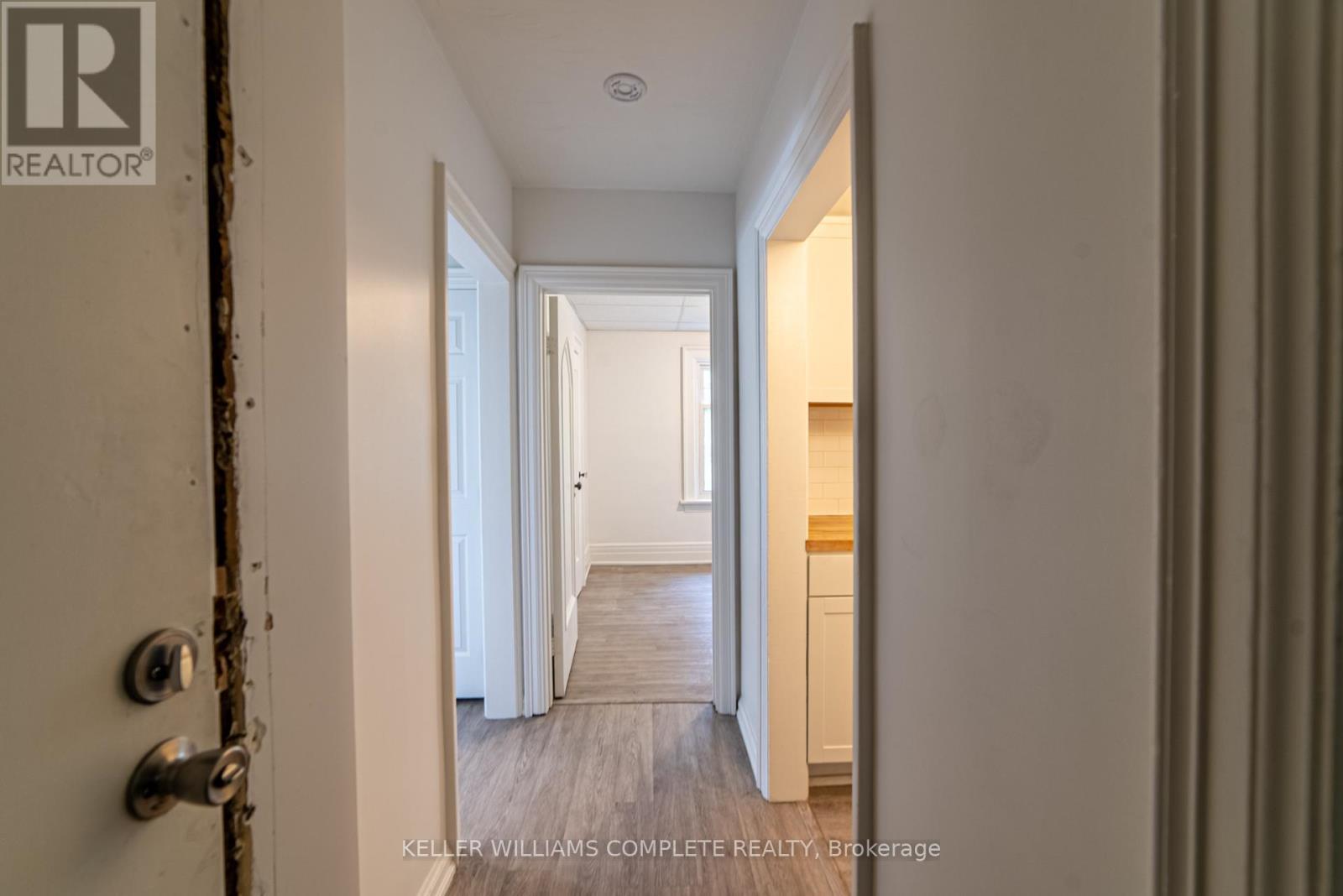 68 Arkledun Avenue, Hamilton, ON - Indoor Photo Showing Other Room