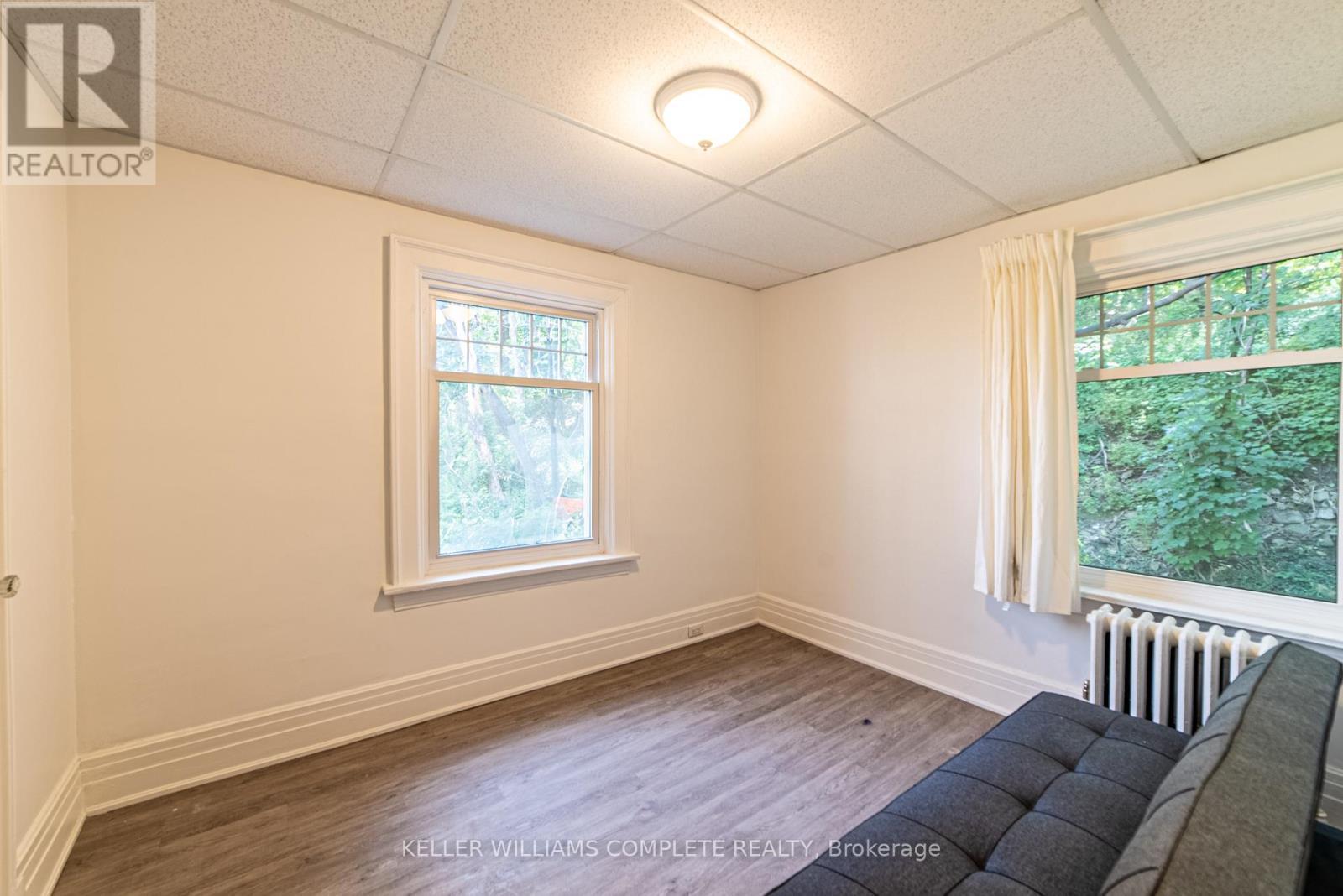 68 Arkledun Avenue, Hamilton, ON - Indoor Photo Showing Other Room
