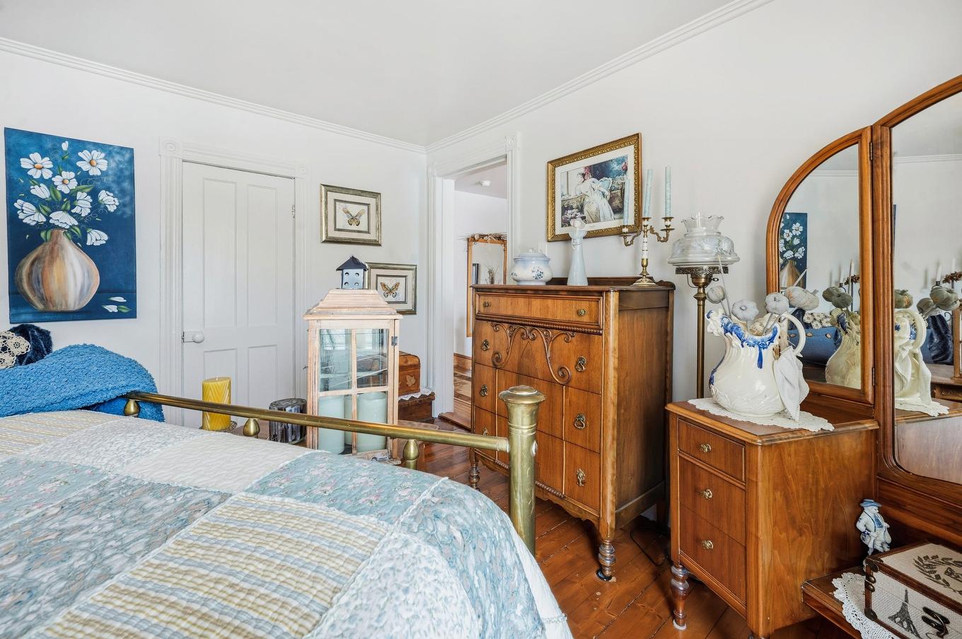 Chambre à coucher principale - 596 2E Rue, Saint-Jean-Sur-Richelieu, QC - Indoor Photo Showing Bedroom