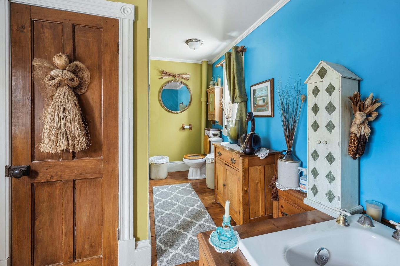 Salle de bains - 596 2E Rue, Saint-Jean-Sur-Richelieu, QC - Indoor Photo Showing Bathroom