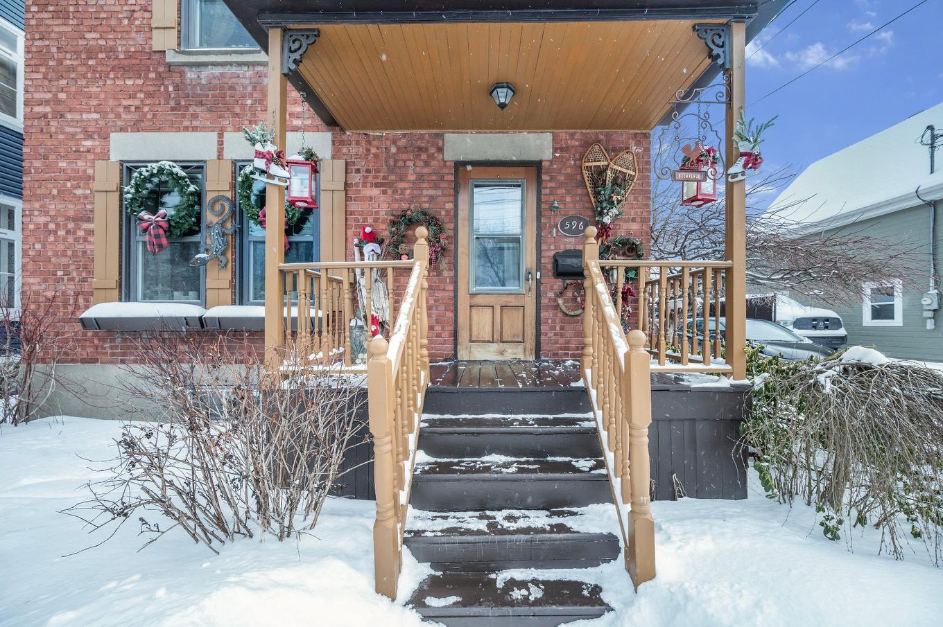 Façade - 596 2E Rue, Saint-Jean-Sur-Richelieu, QC - Outdoor