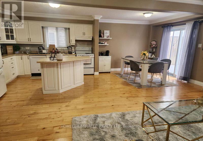 388 Thomas Slee Drive, Kitchener, ON - Indoor