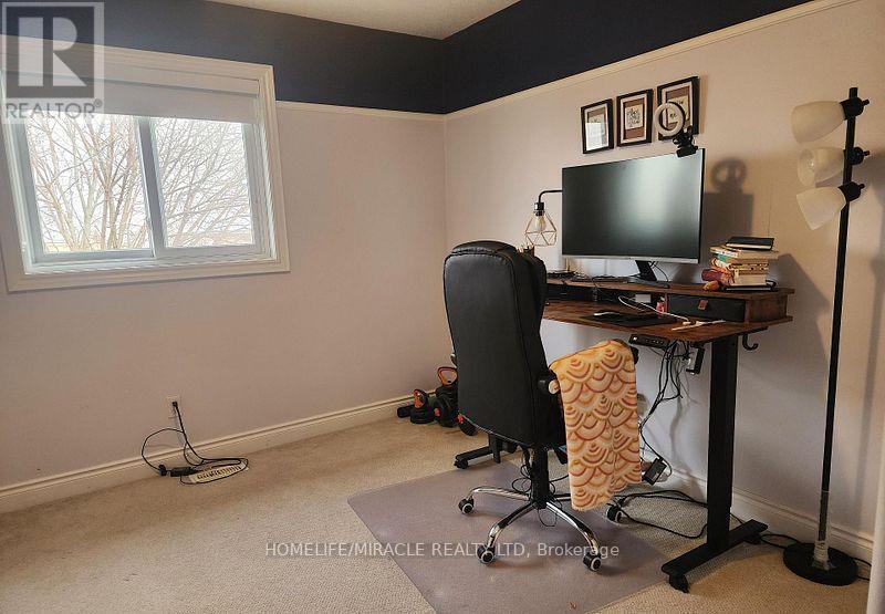 388 Thomas Slee Drive, Kitchener, ON - Indoor Photo Showing Office