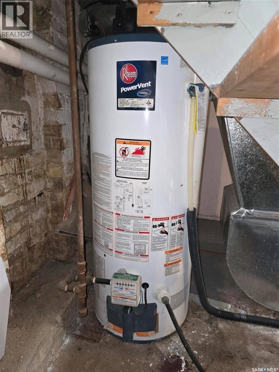 806 Pheasant Street, Grenfell, SK - Indoor Photo Showing Basement