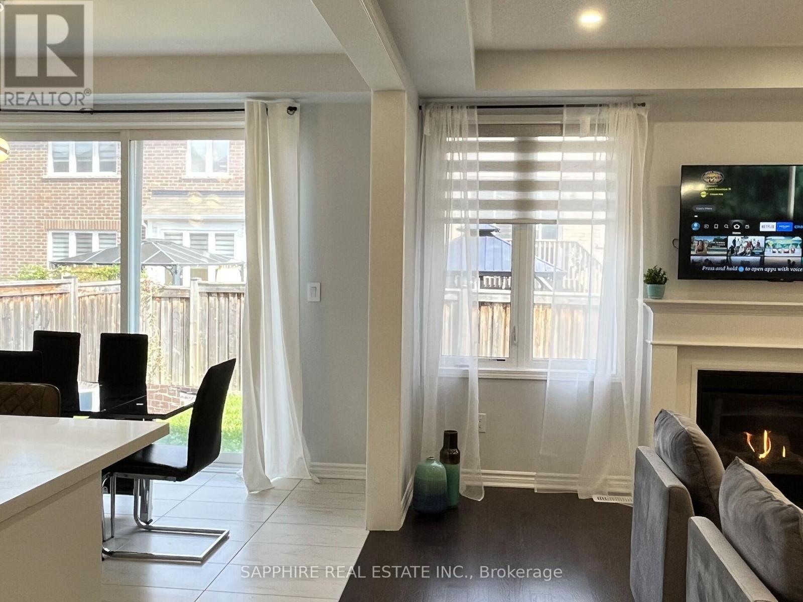 325 Trudeau Drive E, Milton, ON - Indoor With Fireplace