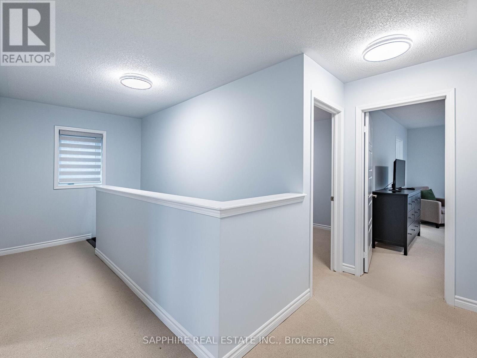 325 Trudeau Drive E, Milton, ON - Indoor Photo Showing Other Room