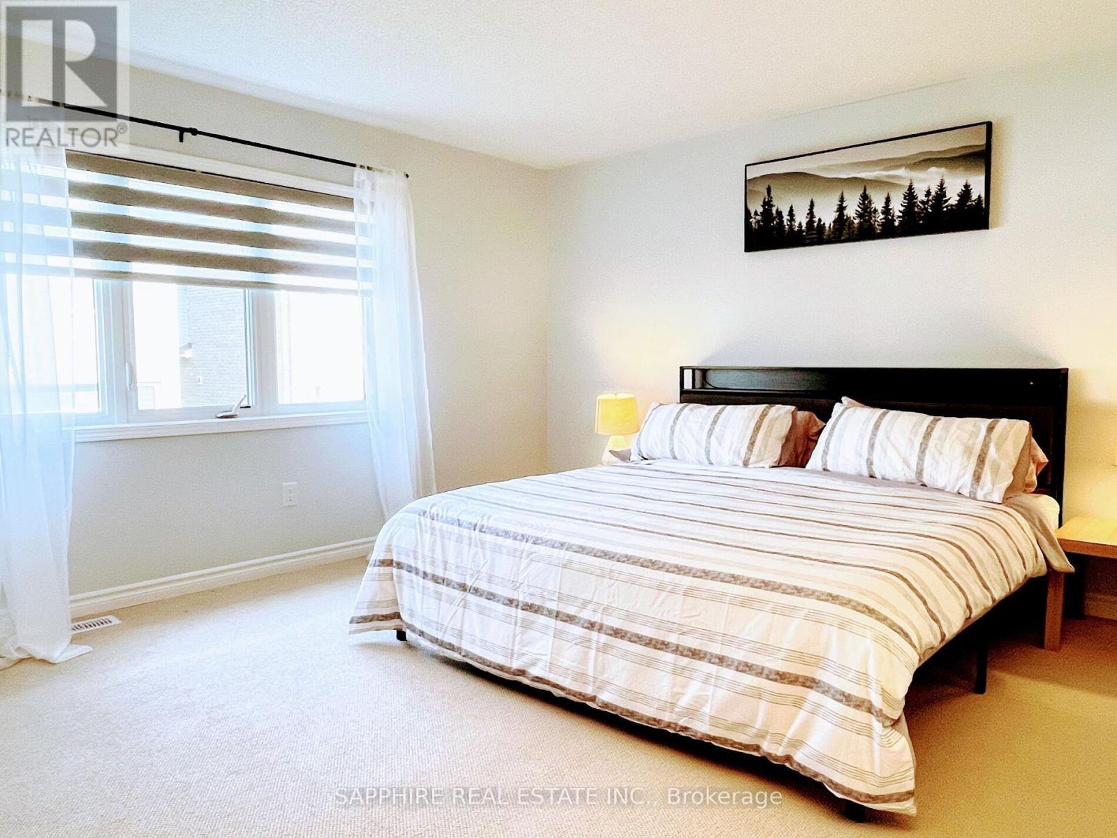 325 Trudeau Drive E, Milton, ON - Indoor Photo Showing Bedroom