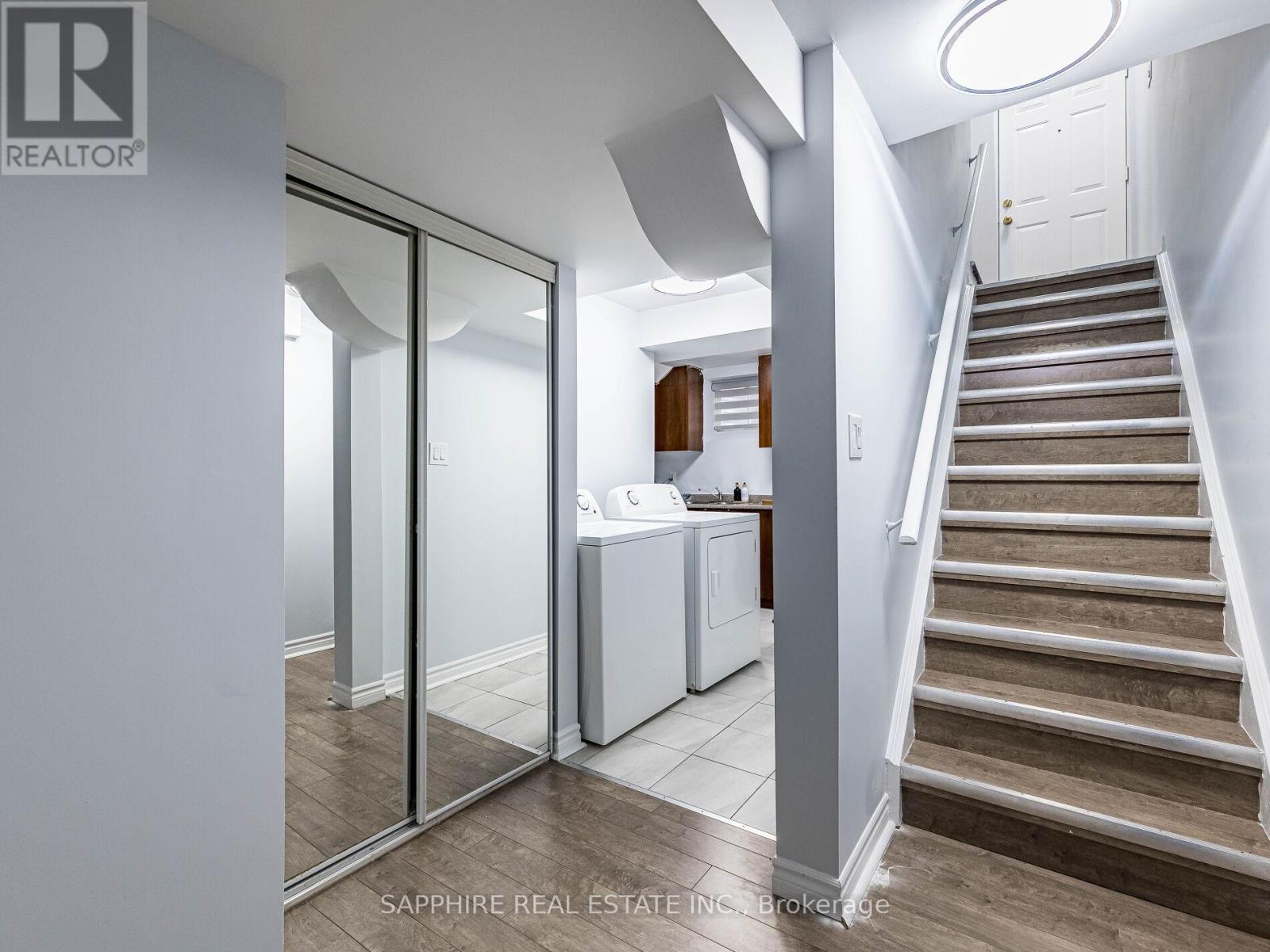325 Trudeau Drive E, Milton, ON - Indoor Photo Showing Laundry Room