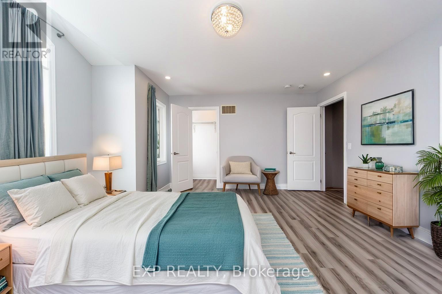 734 Cook Crescent, Shelburne, ON - Indoor Photo Showing Bedroom