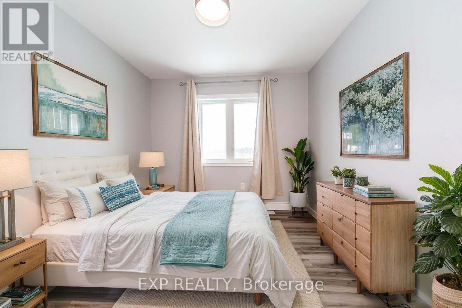 734 Cook Crescent, Shelburne, ON - Indoor Photo Showing Bedroom
