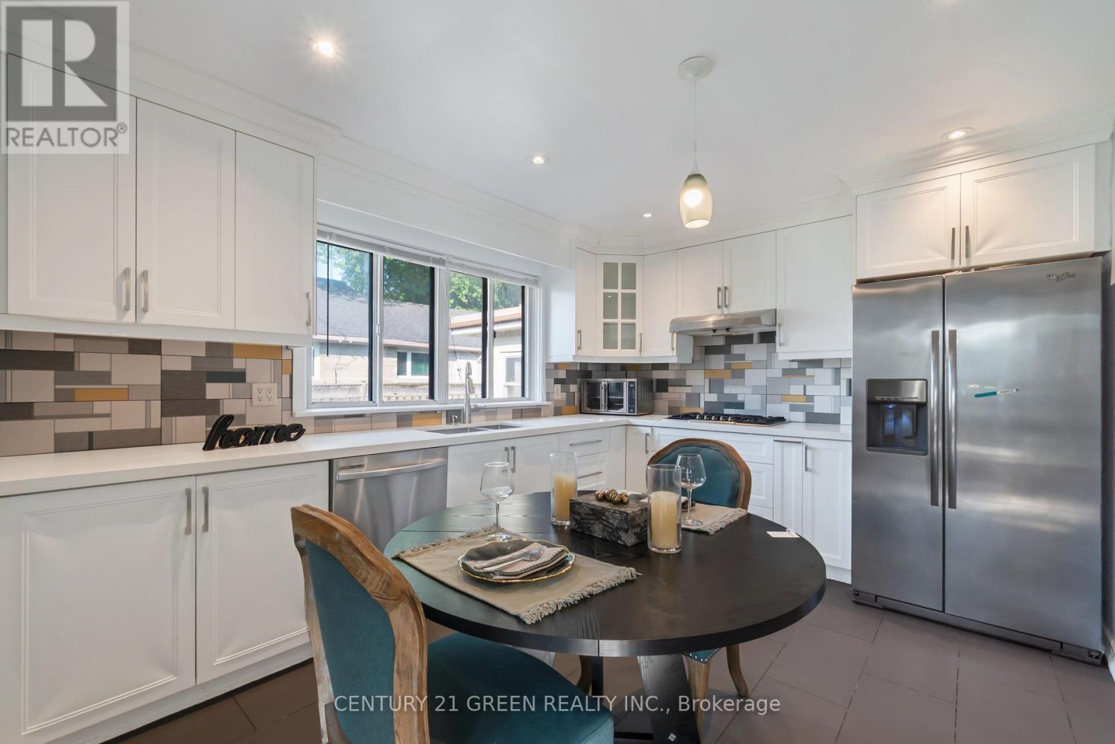 1303 Bunnell Drive, Burlington, ON - Indoor