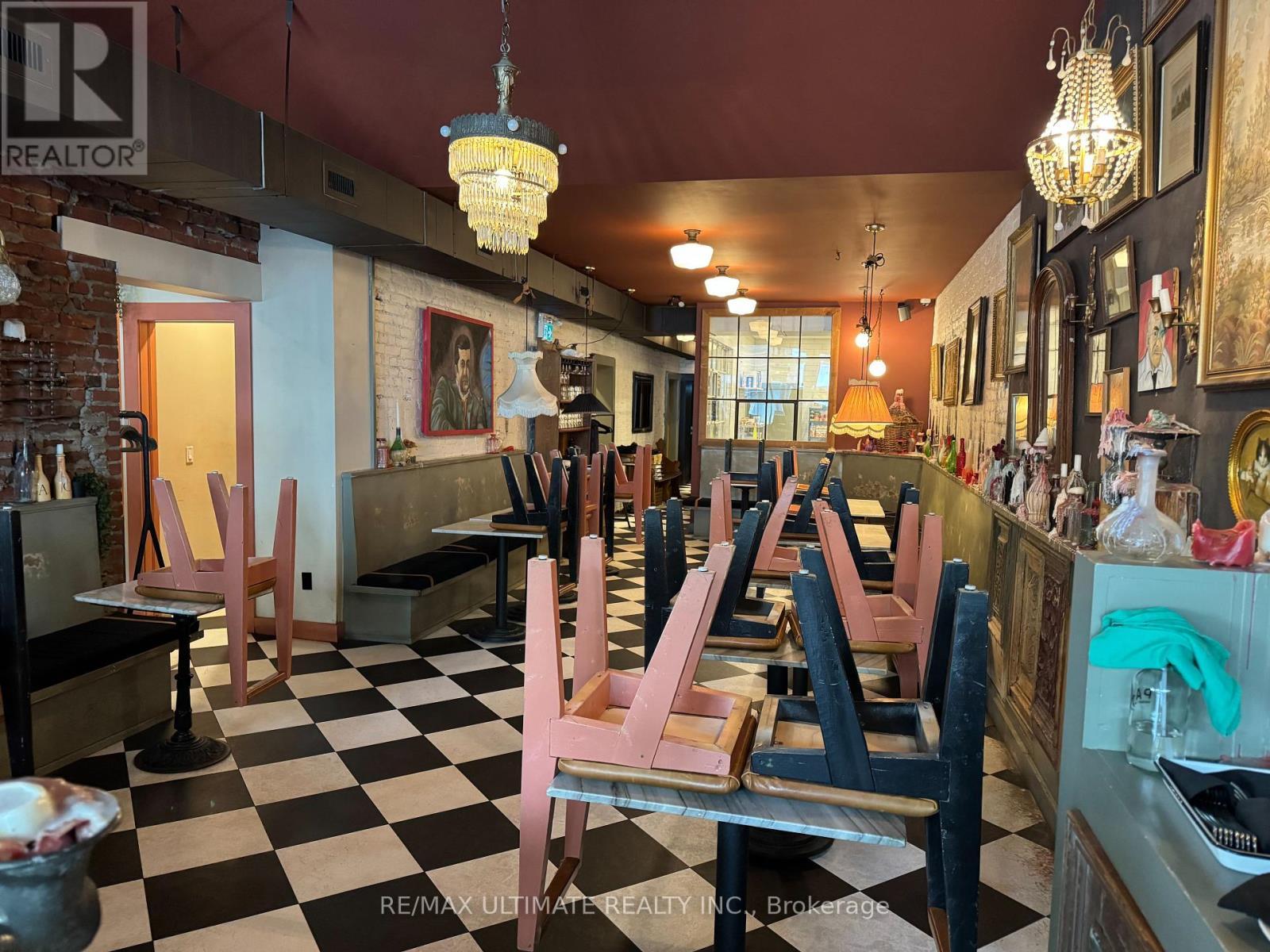 298 James Street N, Hamilton, ON