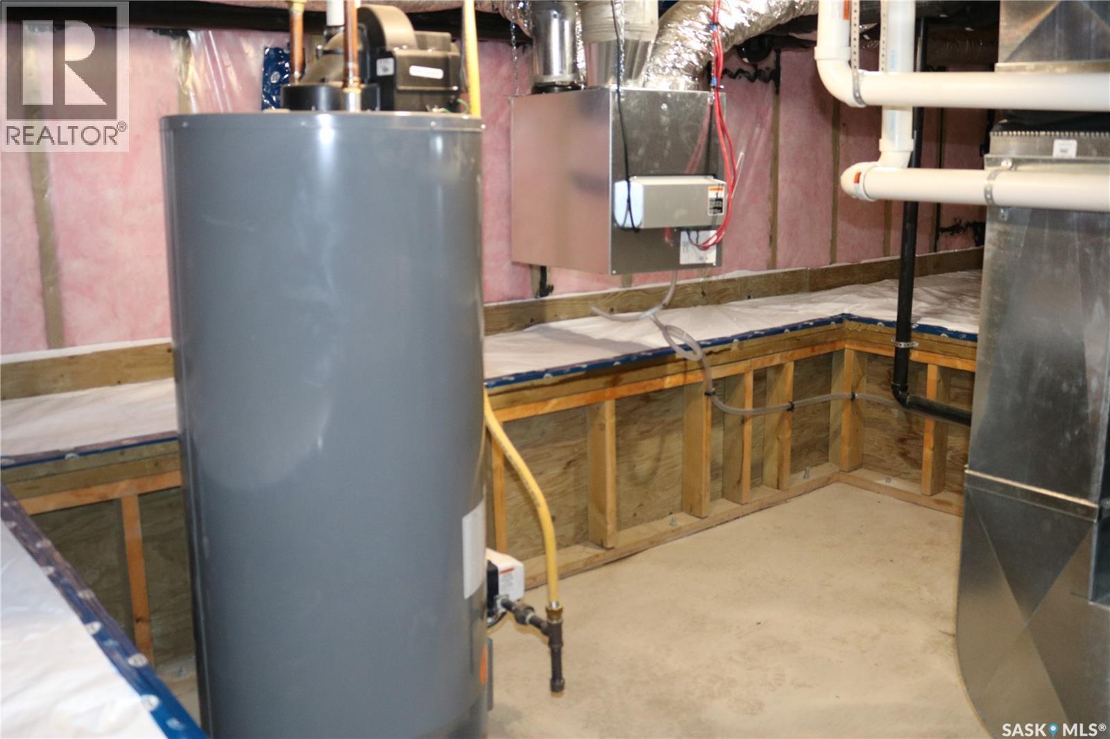 511 1St Avenue, Wapella, SK - Indoor Photo Showing Basement