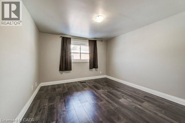 417 Garden Street, Cambridge, ON - Indoor Photo Showing Other Room