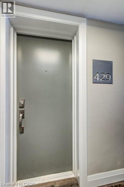 417 Garden Street, Cambridge, ON - Indoor Photo Showing Other Room