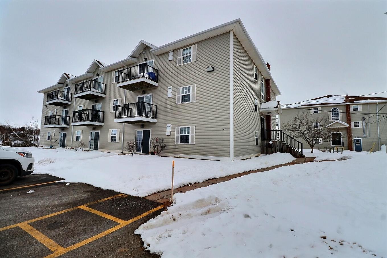 1 24 Waterview Heights, Charlottetown, PE