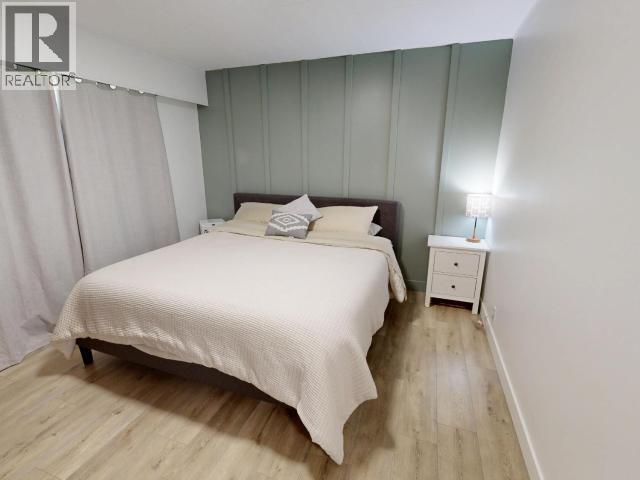 6519 King Ave, Powell River, BC - Indoor Photo Showing Bedroom