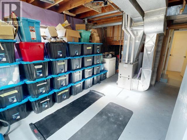 6519 King Ave, Powell River, BC - Indoor Photo Showing Basement