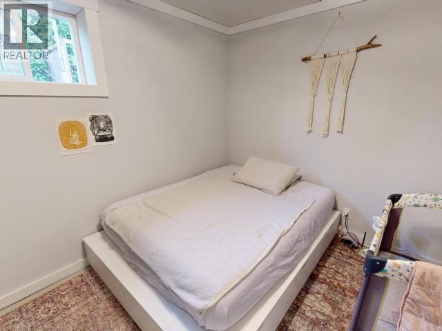6519 King Ave, Powell River, BC - Indoor Photo Showing Bedroom