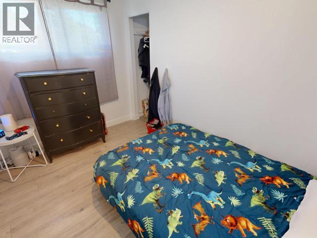 6519 King Ave, Powell River, BC - Indoor Photo Showing Bedroom