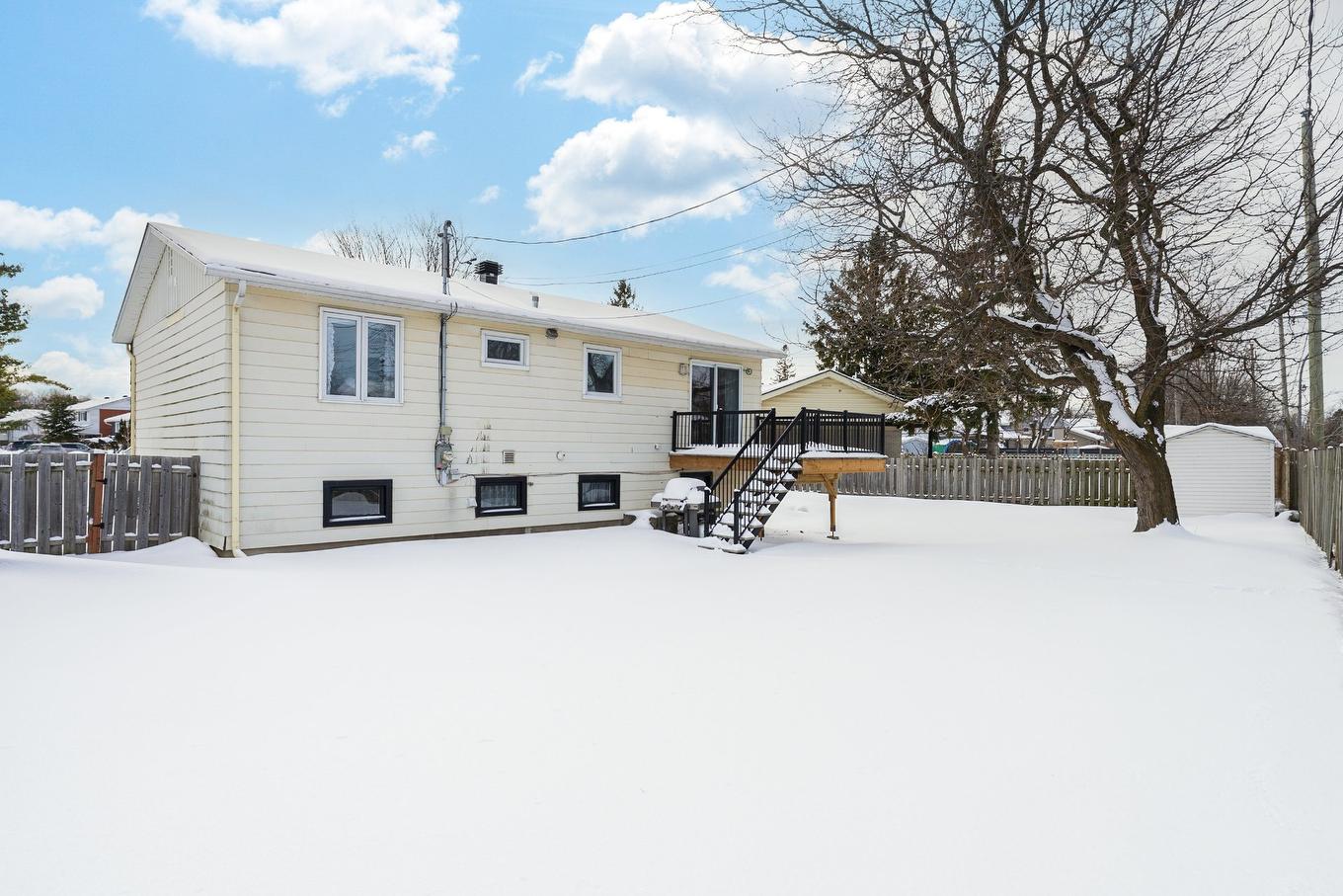 Backyard - 4517 Rue De Namur, Montréal (Pierrefonds-Roxboro), QC - Outdoor