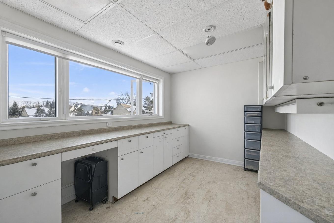 Office - 435 Rue Lucien-Milette, Longueuil (Saint-Hubert), QC - Indoor