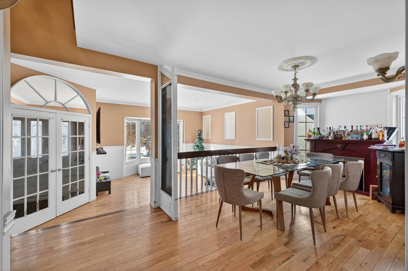 Dining room - 435 Rue Lucien-Milette, Longueuil (Saint-Hubert), QC - Indoor Photo Showing Dining Room