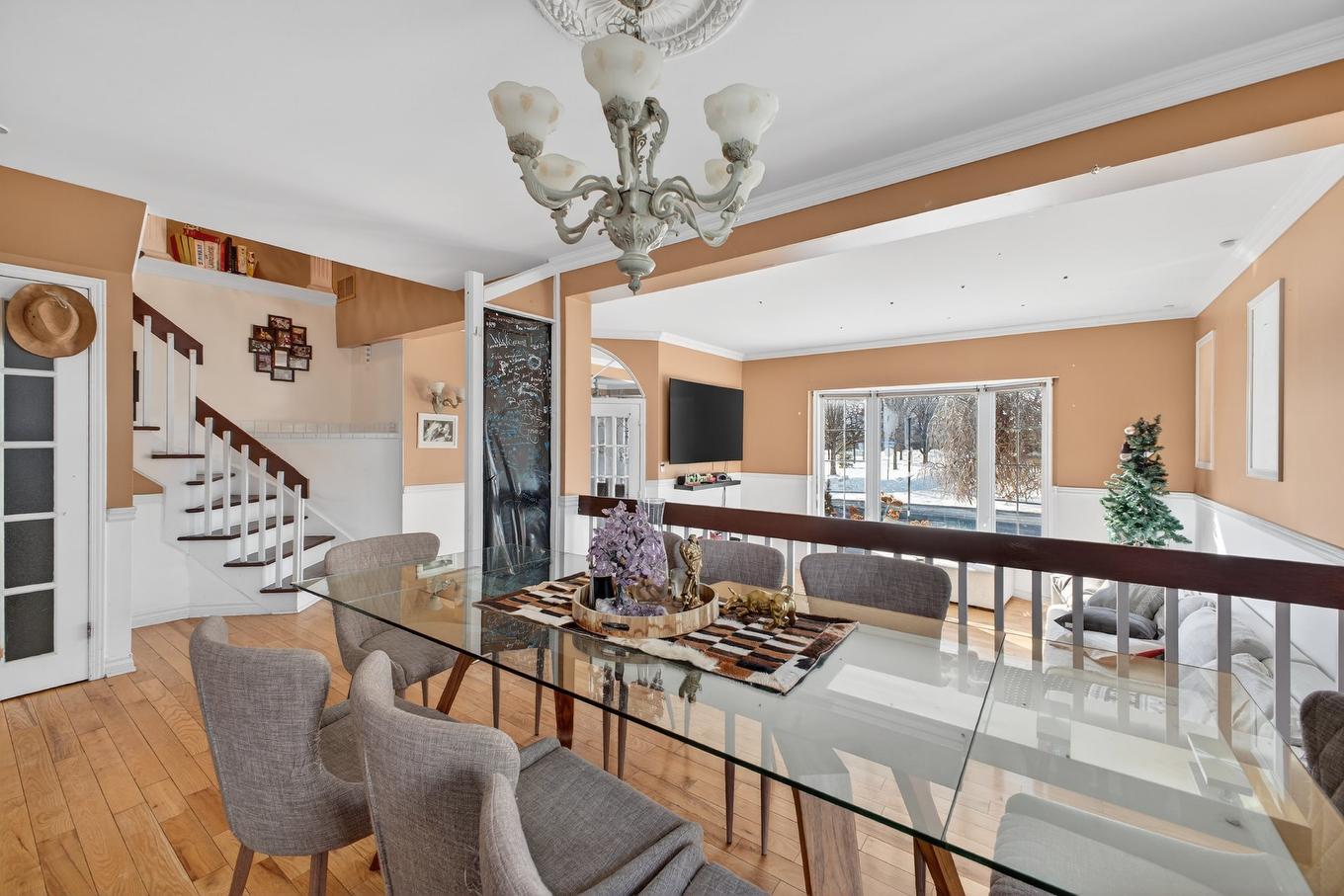 Dining room - 435 Rue Lucien-Milette, Longueuil (Saint-Hubert), QC - Indoor Photo Showing Other Room