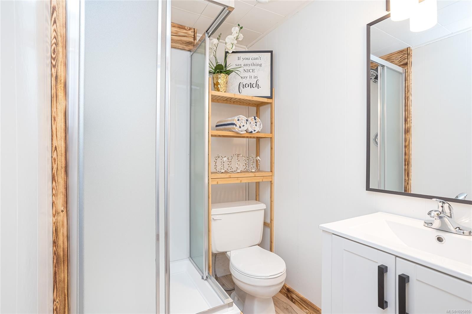 1743 Maple Bay Rd, Duncan, BC