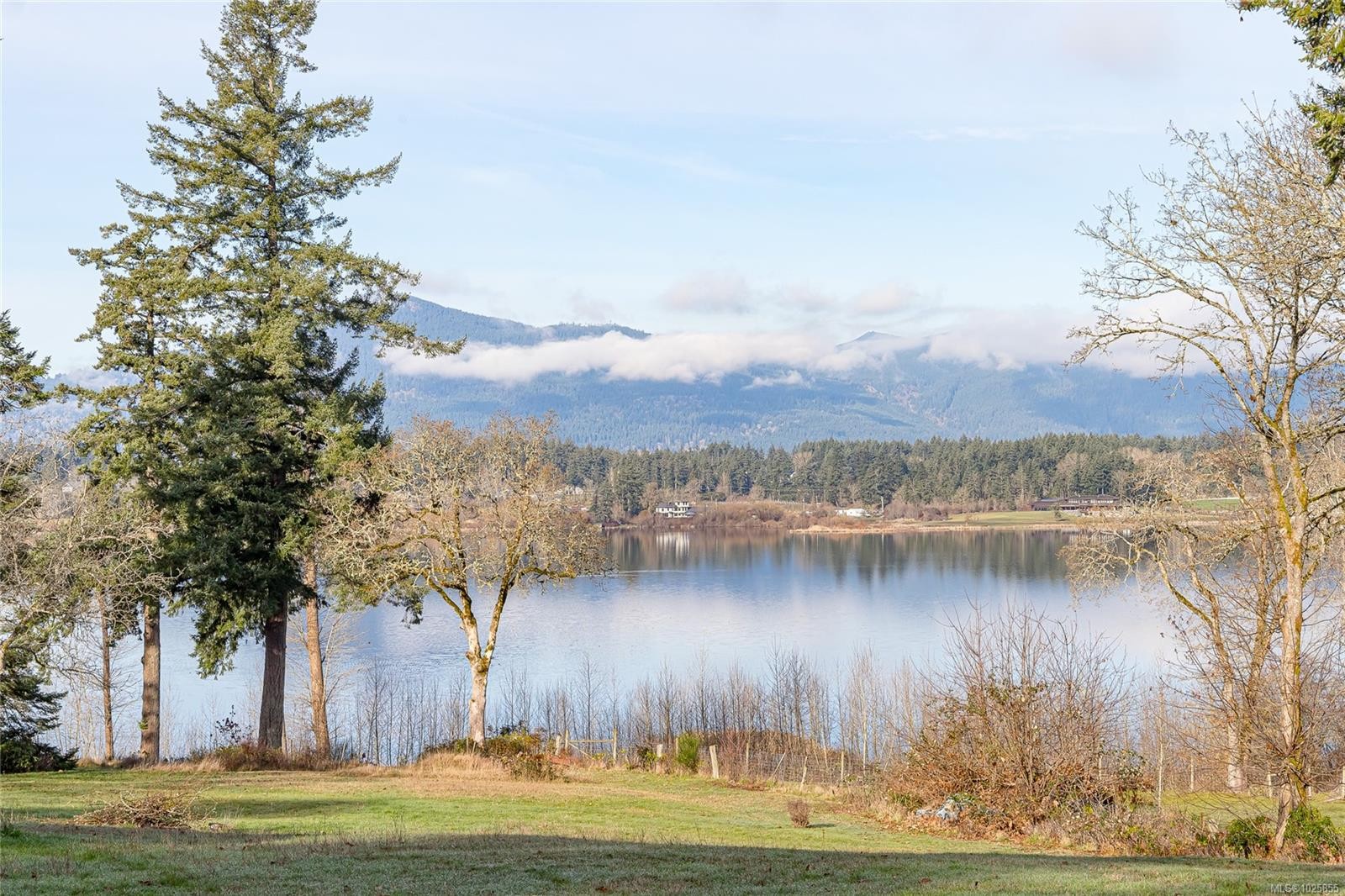 1743 Maple Bay Rd, Duncan, BC