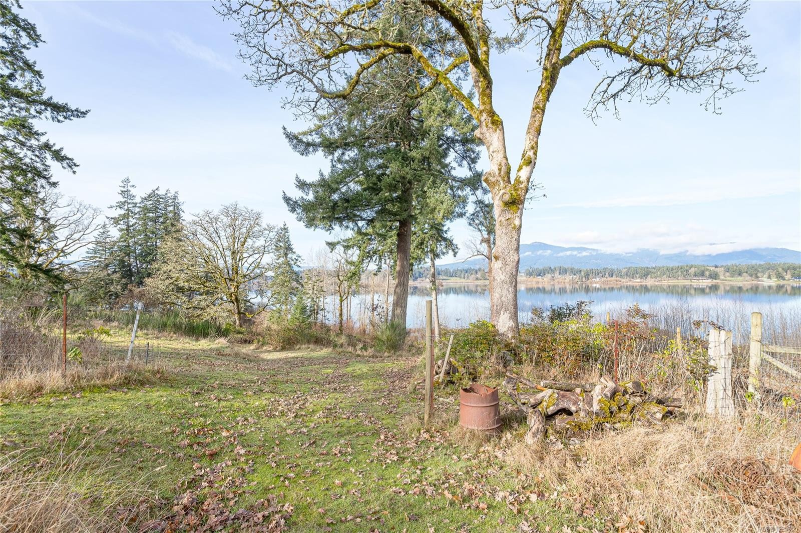 1743 Maple Bay Rd, Duncan, BC