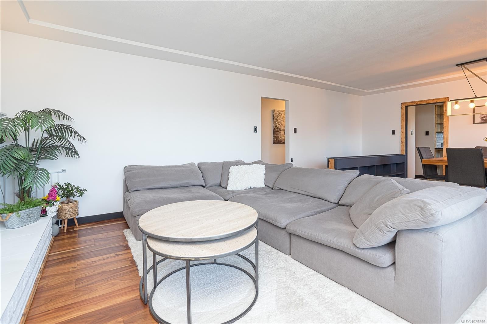 1743 Maple Bay Rd, Duncan, BC