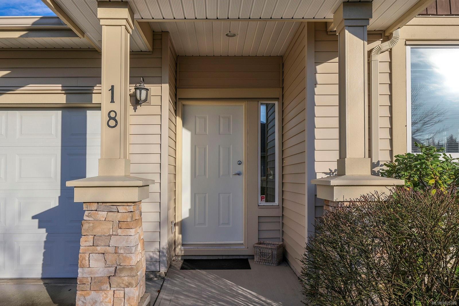 18-730 Aspen Rd, Comox, BC