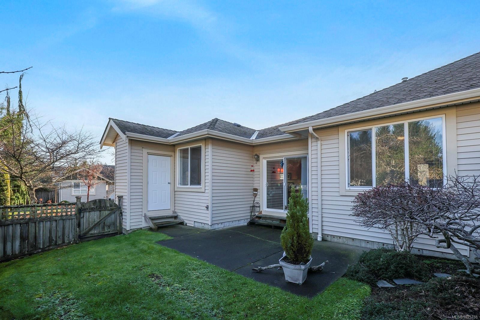 18-730 Aspen Rd, Comox, BC