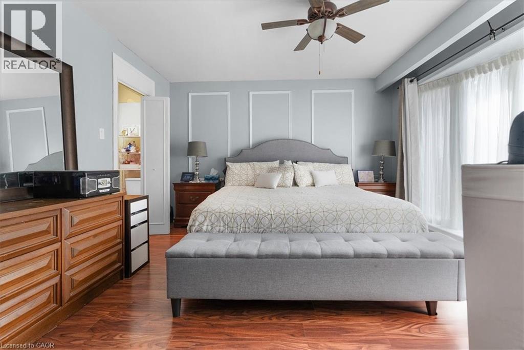 67 Elmhurst Drive, Hamilton, ON - Indoor Photo Showing Bedroom