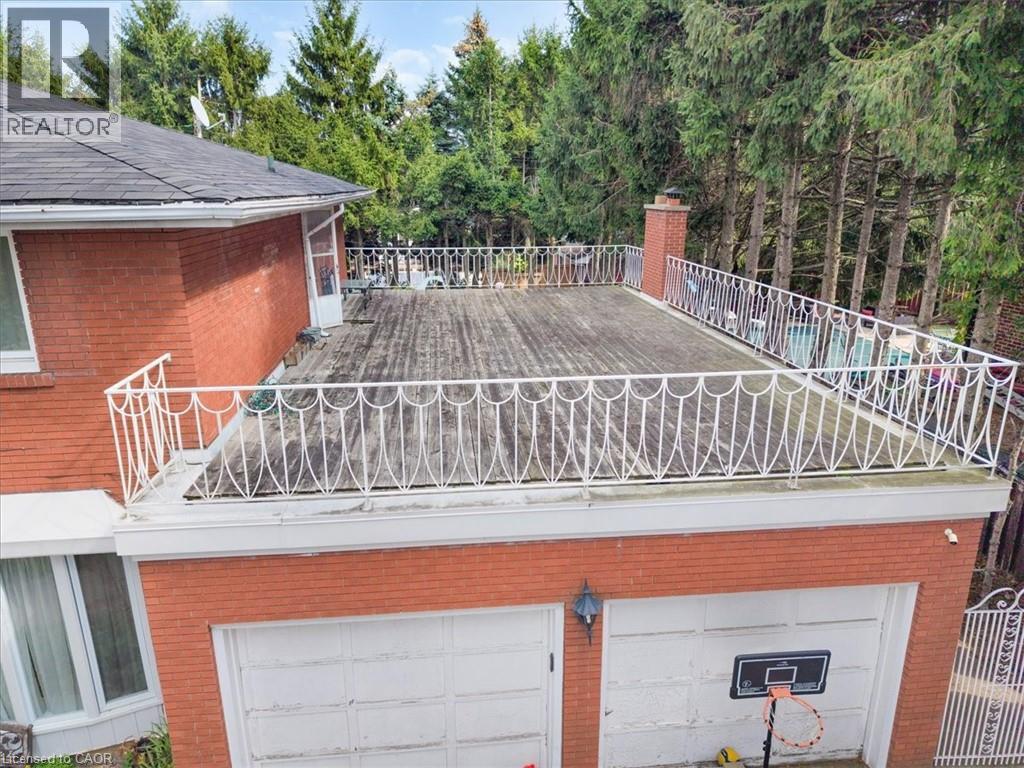 67 Elmhurst Drive, Hamilton, ON - Outdoor With Exterior