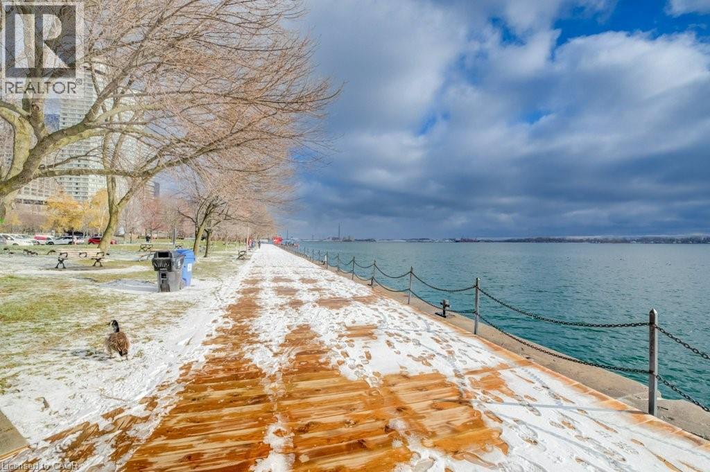 33 Harbour Square Unit# 1017, Toronto, ON - Outdoor With Body Of Water With View