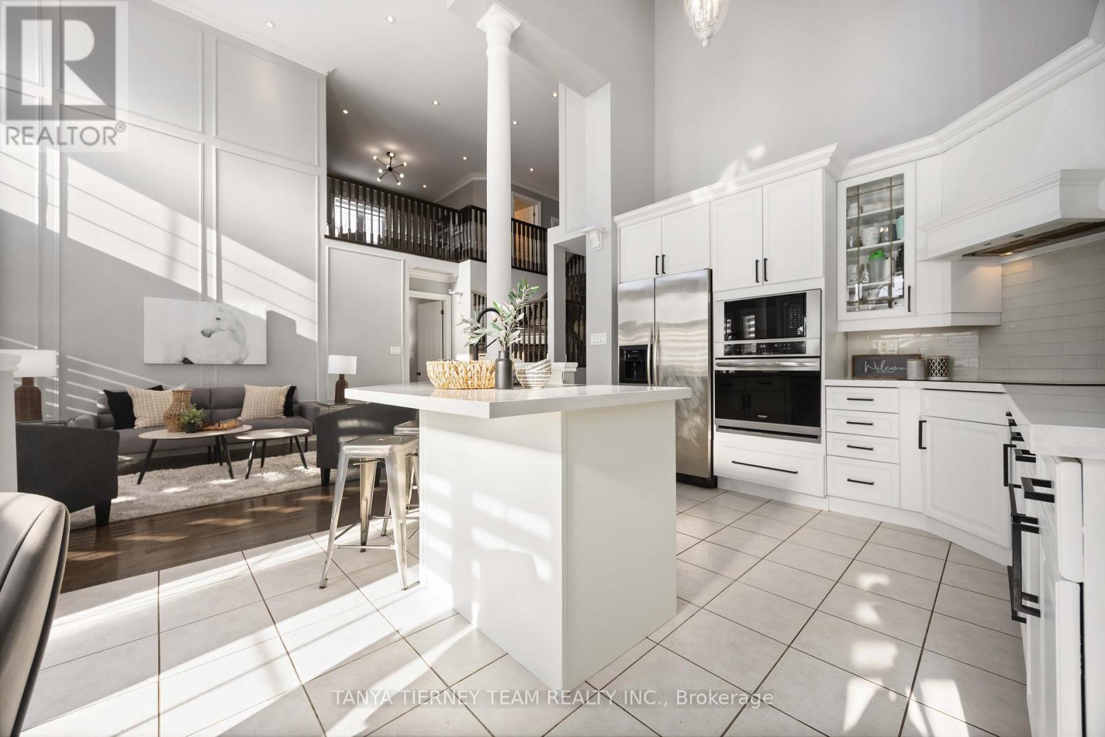 41 Apsley Crescent, Whitby, ON