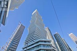 2907 - 3900 CONFEDERATION PARKWAY Mississauga, ON L5B 0M3