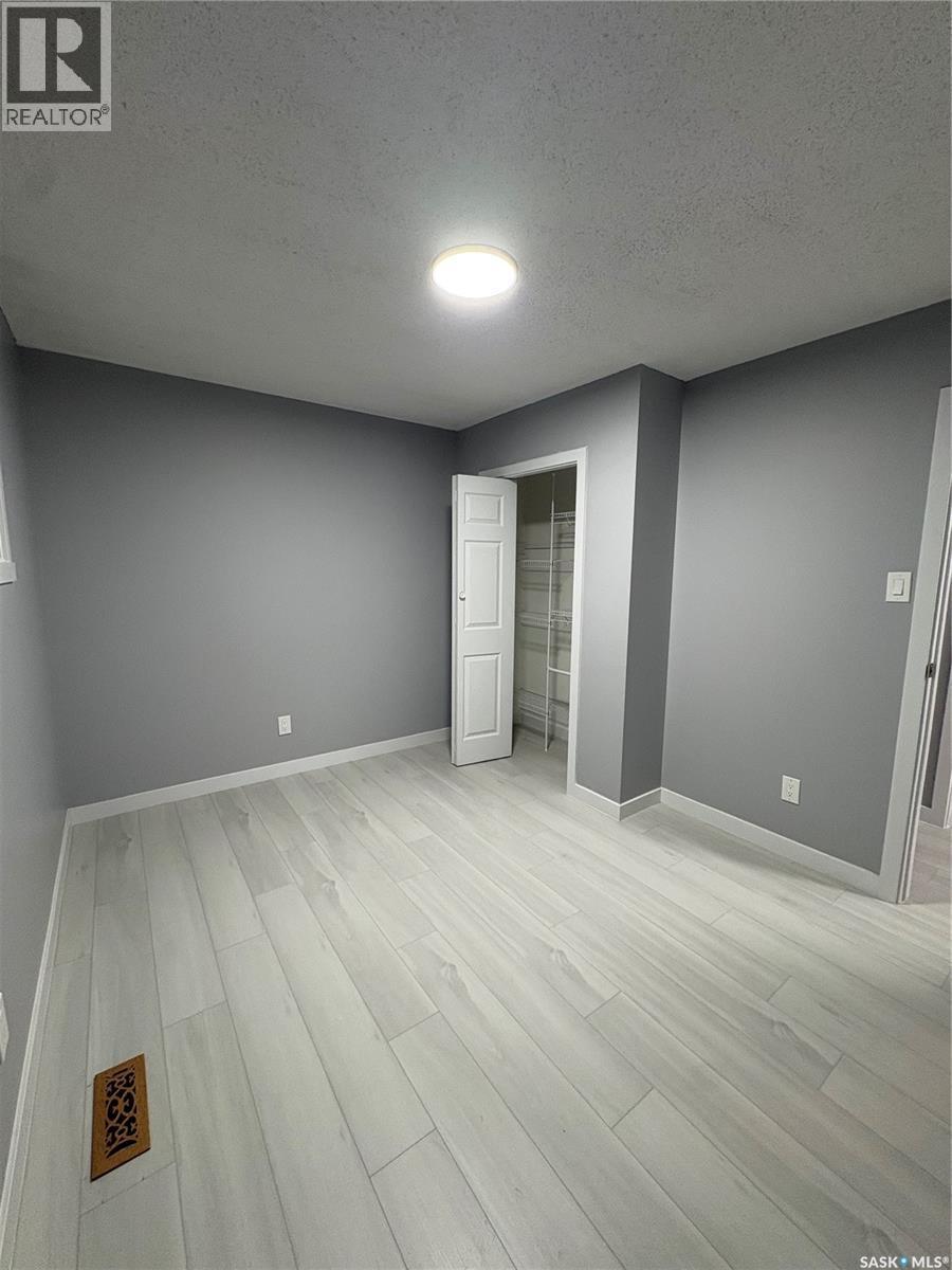 101 St Laurent Crescent, Saskatoon, SK - Indoor