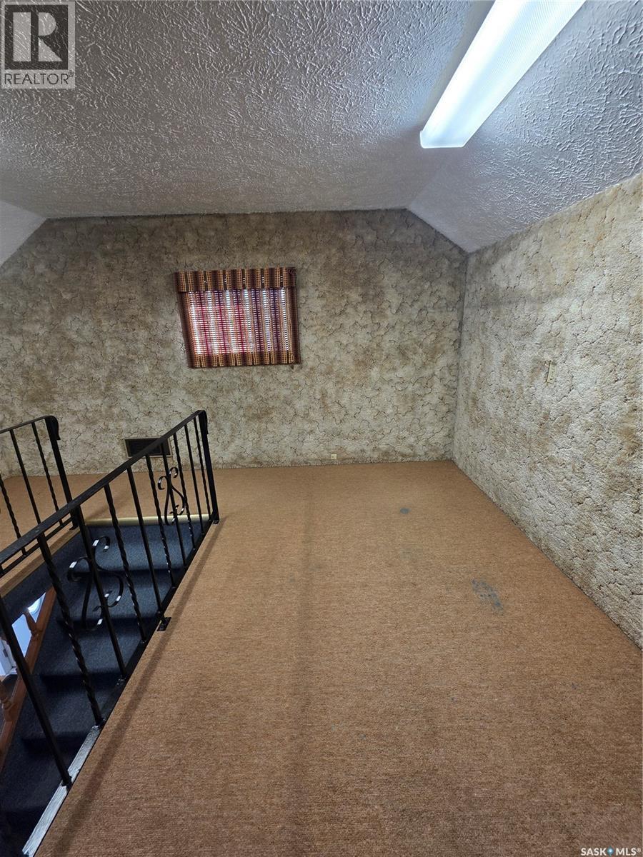 342 Tavistock Avenue, Torquay, SK - Indoor Photo Showing Other Room