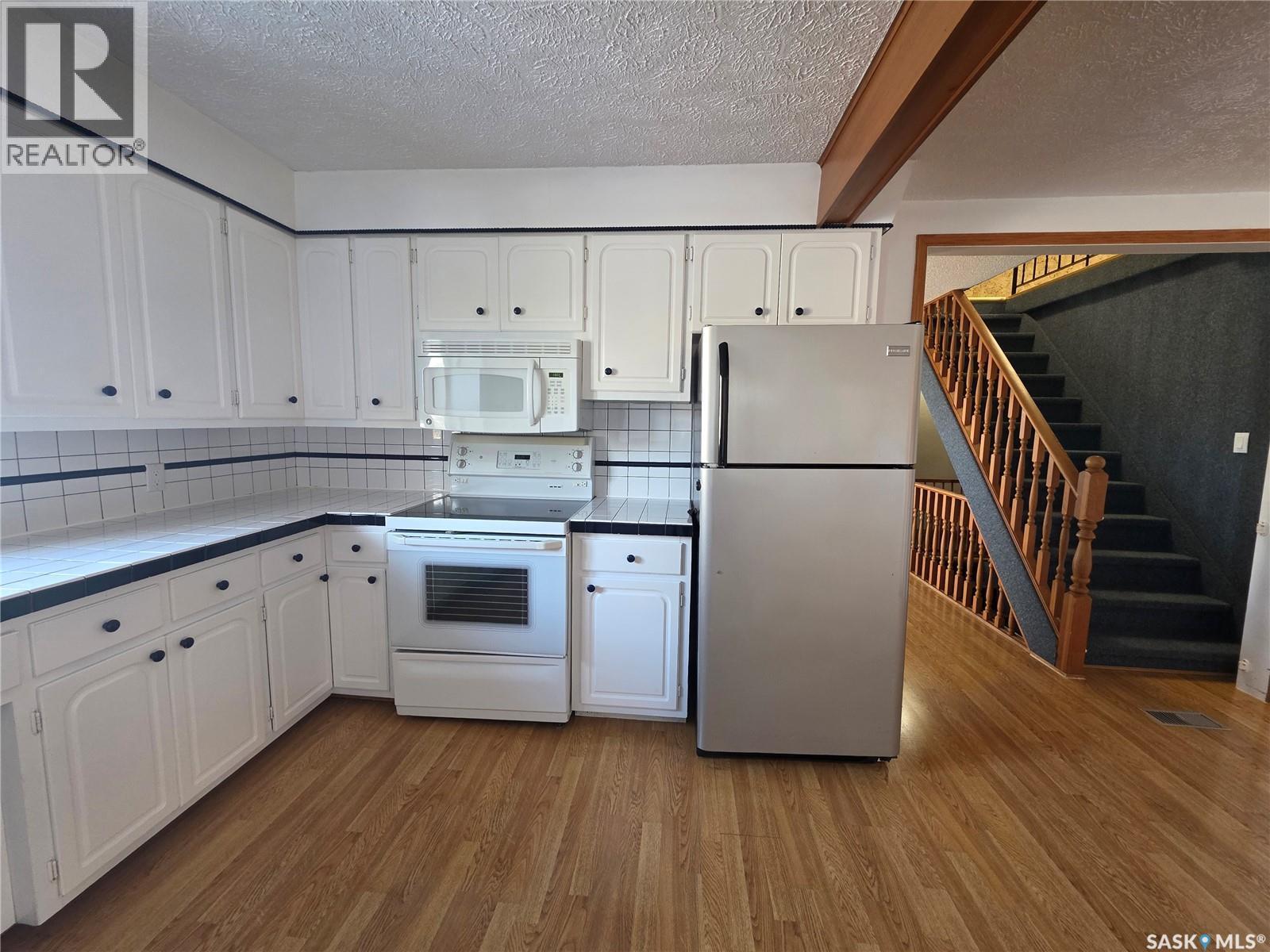 342 Tavistock Avenue, Torquay, SK - Indoor Photo Showing Kitchen