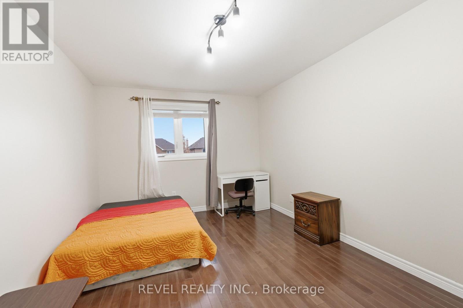 34 Haskins Court, Hamilton, ON - Indoor Photo Showing Bedroom