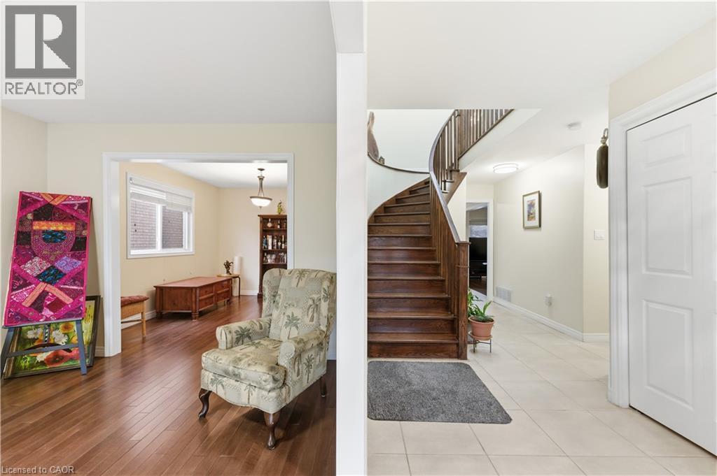 34 Haskins Court, Hamilton, ON - Indoor Photo Showing Other Room