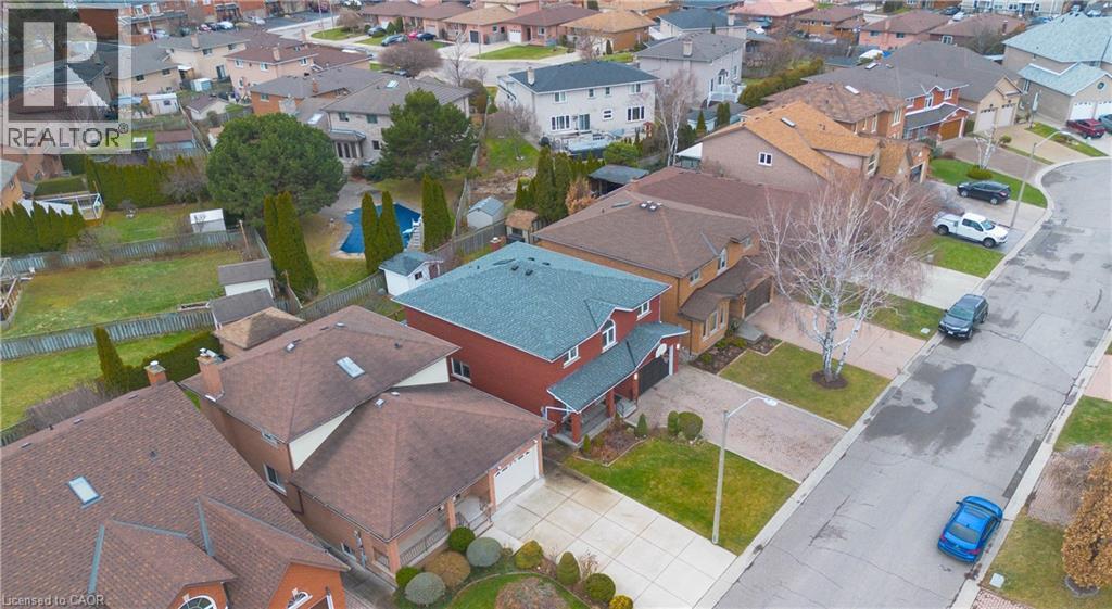 34 Haskins Court, Hamilton, ON - Outdoor With View