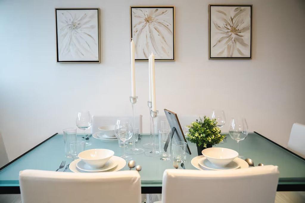 Dining room - 8004 Rue Dora, Montréal (Lasalle), QC - Indoor Photo Showing Dining Room