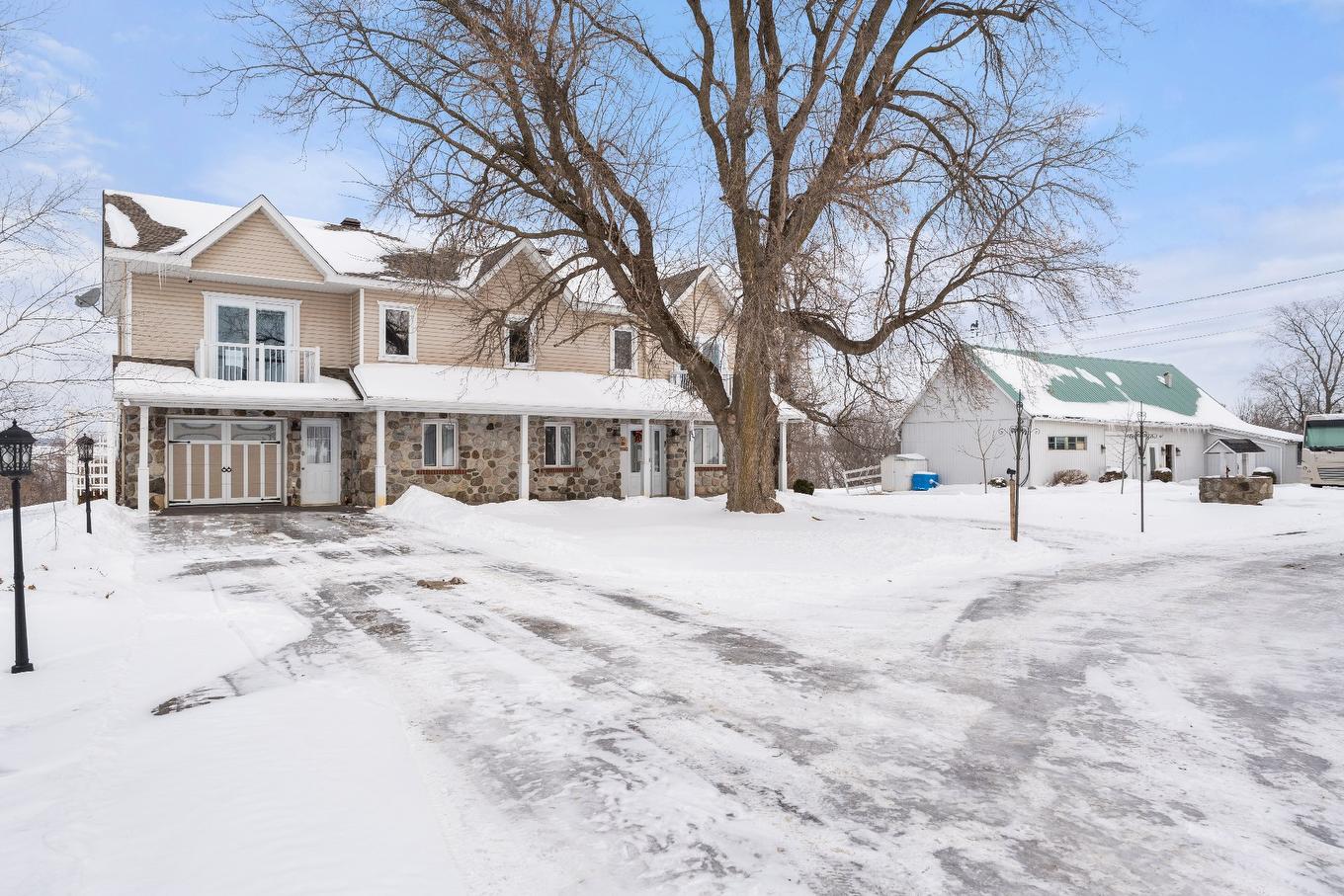 Façade - 537 Rg De La Rivière S., Saint-Lin/Laurentides, QC