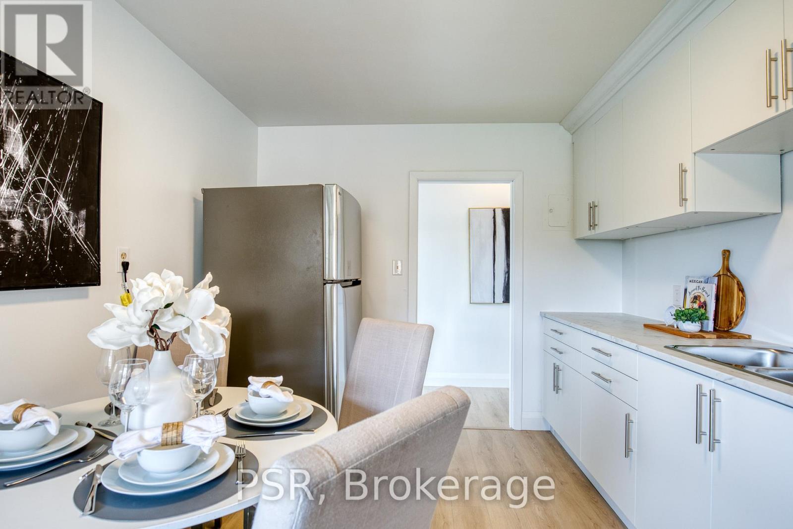 514 Krug Street, Kitchener, ON - Indoor